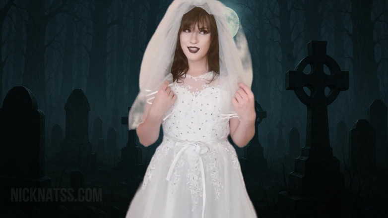 Knicknatz: A Ghostly Girlcock Bride