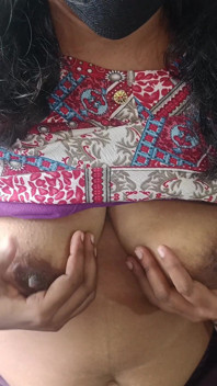 Awek Kolej Chennai bercinta diri