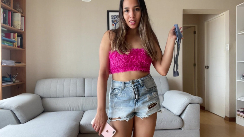 Goddess Alexa femdom: Зведена сестра вимагає вас понюхати і
