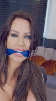 Charlie - chương trình nô lệ