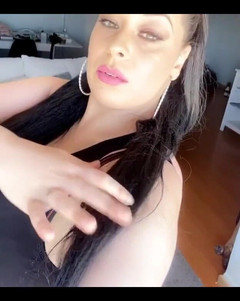 Anastasia Lux: Bună ziua, iubiții să mă urmărească într-un șir G deschide mesajele tale