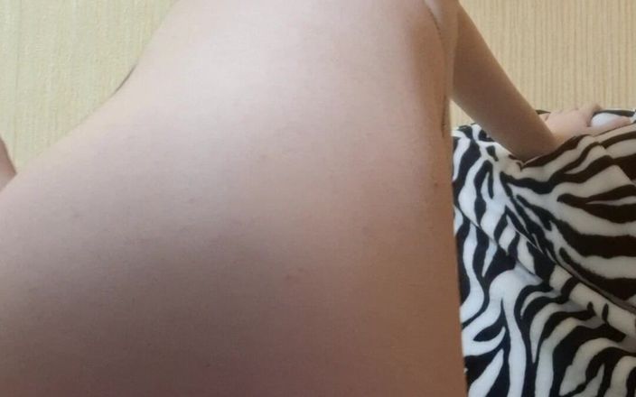 ElzaKom: Suffer Under Elza Kom's Ass