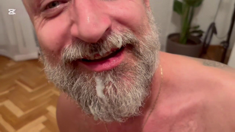 FerLuci: Papi Ist Eine Schamlose Spermahure