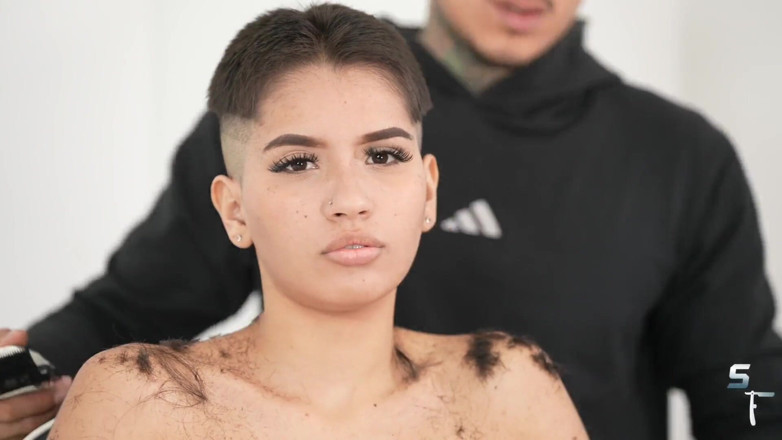 Shave Flix: Winny