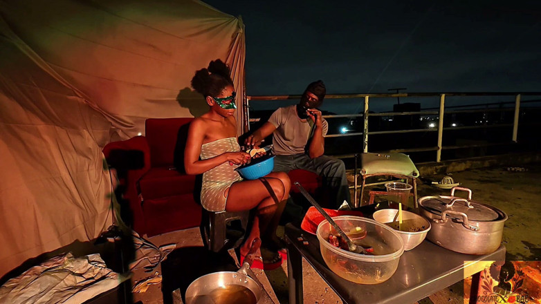 Naturelle Chocolat: Street Vender Gets More Than She Bargained for