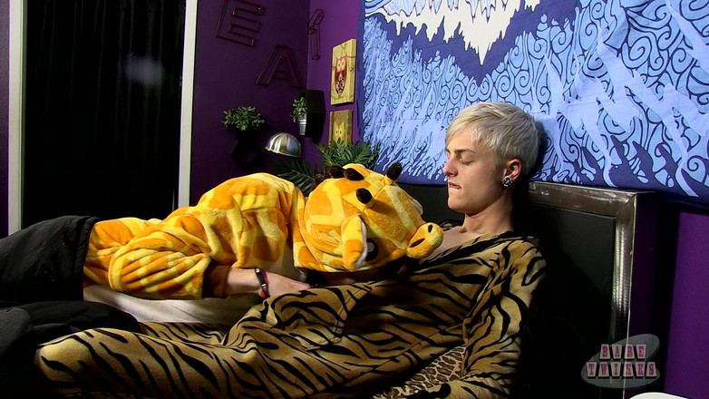 Bare Twinks: Furry Lovers Ngentot Frantic