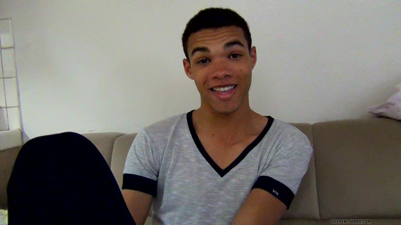 Lollipop Twinks: Saiba mais sobre a fofa Robbie