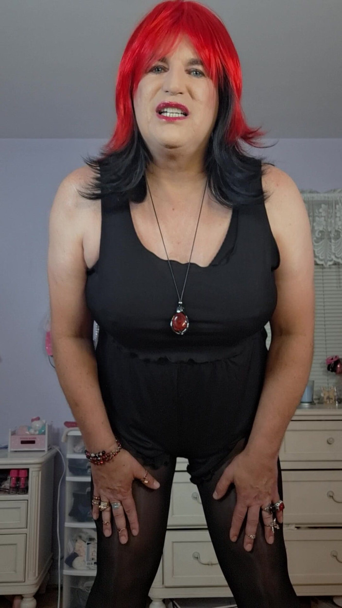 Victoria Lecherri: 你能承受成为我的男人吗？