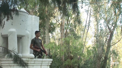 Gay Diaries: Гею в военной униформе проникают в задницу в лесу