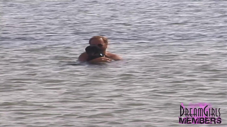 Dream Girls: Pameran liar bareng cewek mungil spinner freak