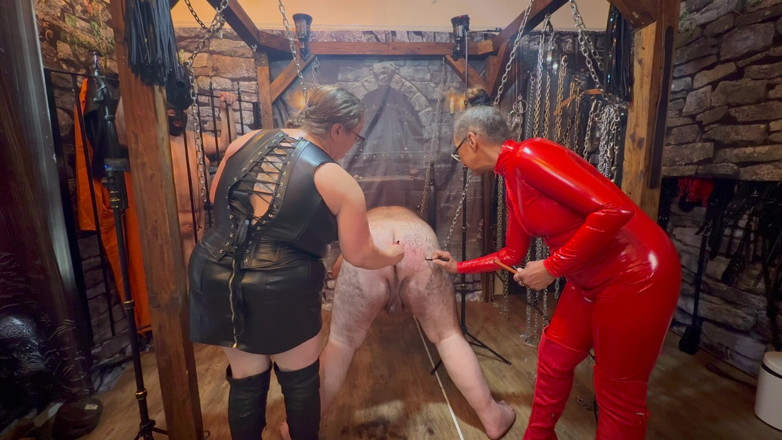 Aaexperiencesltd: Domina Satana &amp; Blackberrymilf Mencukur Dan Menghinakan Booboo