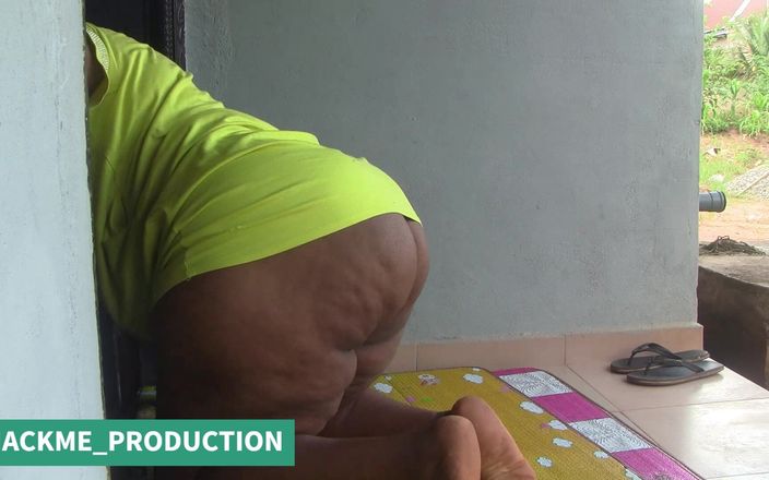 NACKME_PRODUCTION: Adakah Awak Suka Memancut Mani Di Muka Saya Semasa Dia...
