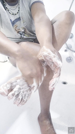 Soft Soleman: Я чуттєво чищу свої ноги (2025)