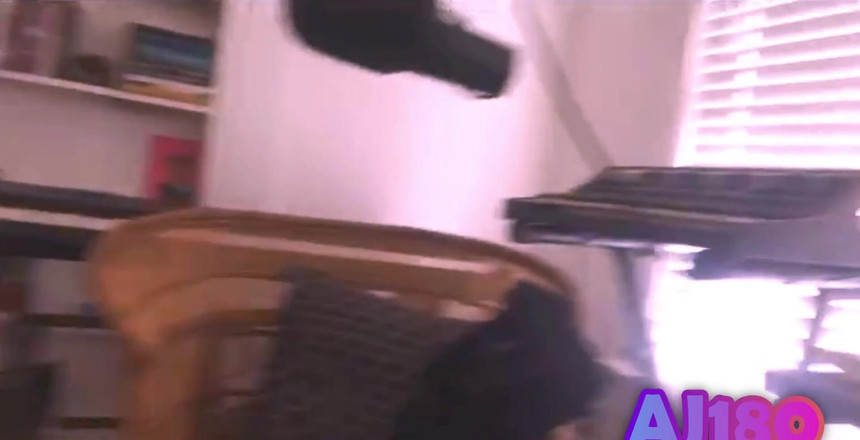 AJ180: Saya merindui bau awak saya baru menemui video lama ini....