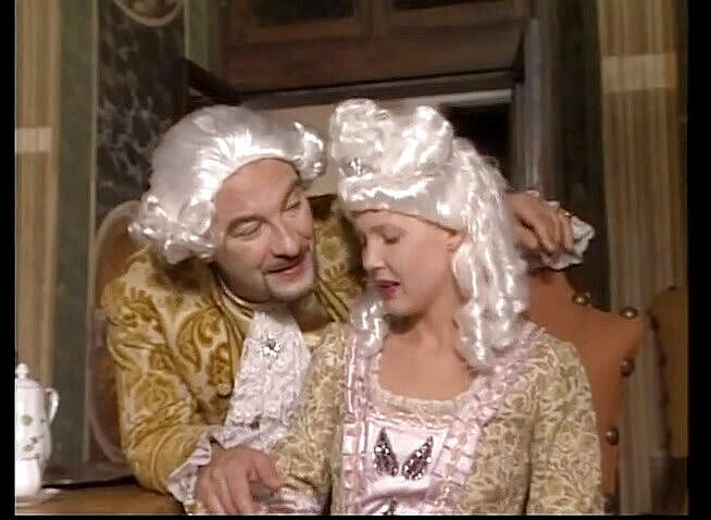 Fetish Desire: XVIII सदी की महिला की विशाल लंड द्वारा चुदाई