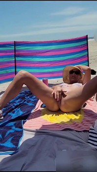 MILF Microbikini 2
