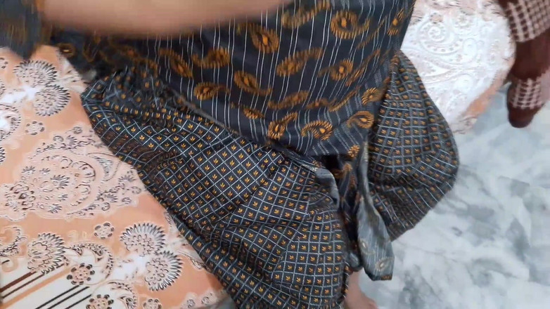 QueenbeautyQB: Quando il mio amico non è a casa, la sua matrigna...