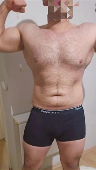 For Those Who Like to Show off Their Arm Muscles and Armpits