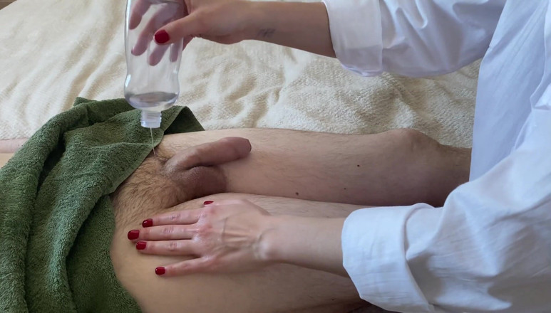 Lady Anna: Massage Ended with a Happy Ending with Cum on the...