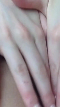 Shanaxnow Home Alone Masturbating