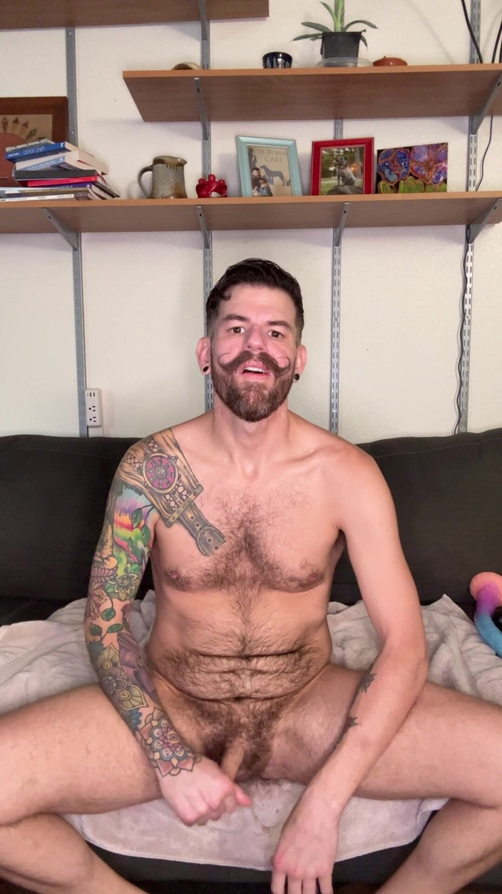 Damon Hunter: 18인치 괴물 자지