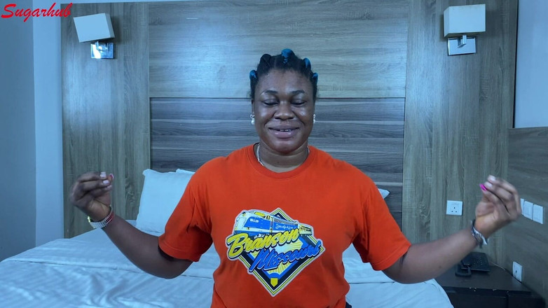 Sugarhug: Ella Es Realmente Jodidamente Buena