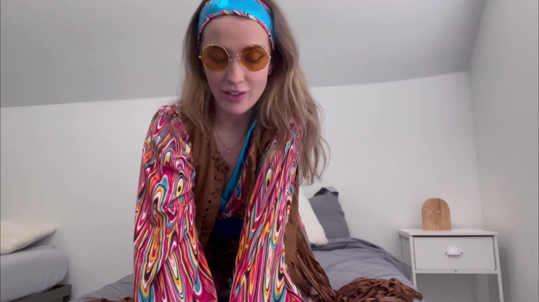 Kink in Time: Arahan melancap Groovy Sutton '60-an melancap 4K pov godaan menanti!