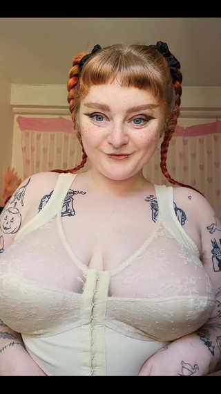 Bunny Royle: Cuối tuần này tôi đã làm buổi tôn thờ nách tuyệt...