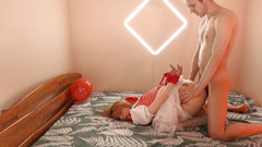 Anal Fans Couple: Mladá Červená Karkulka ji ošukal do pusy a do zadku