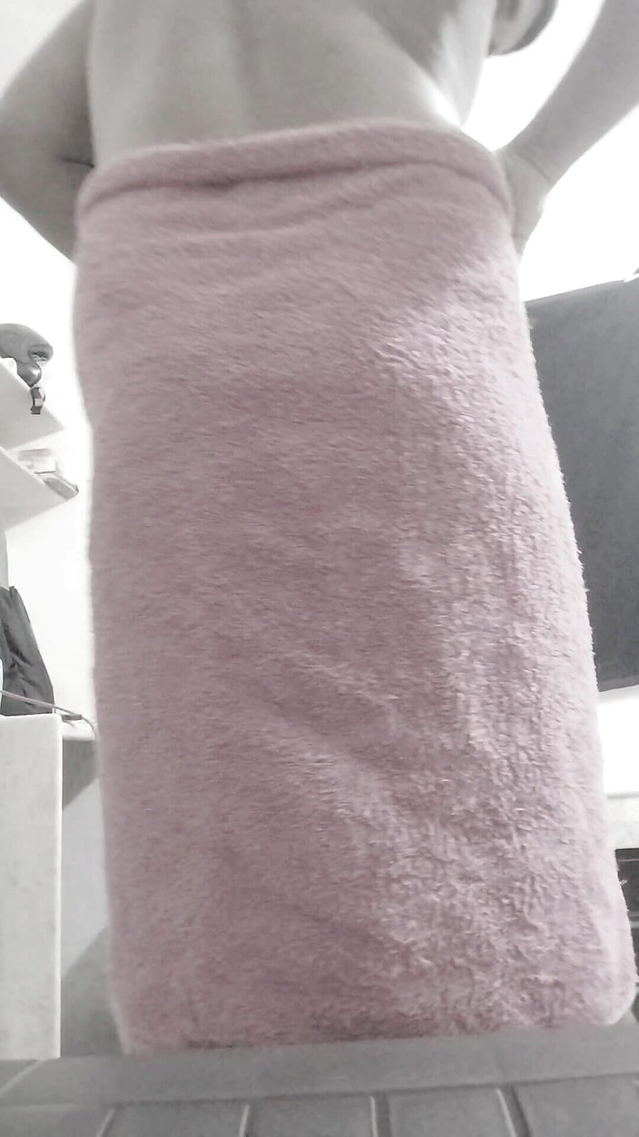 Johny: Обнаженная самостоятельная съемка для топ-мужчины