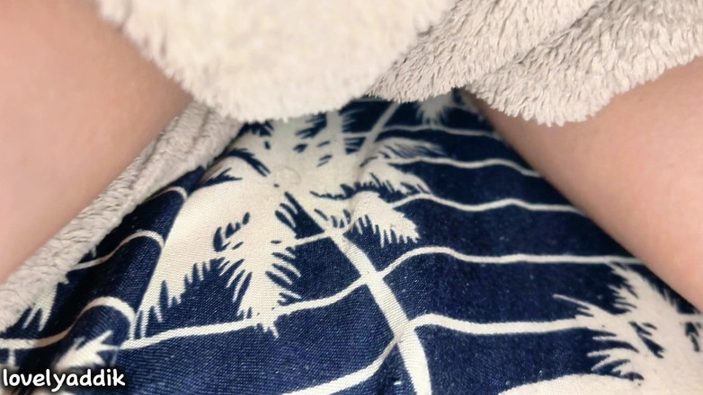 Lovelyaddik: Zia senza mutandine