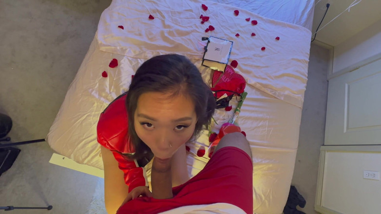 ThiccAsianMimi: Asia menghisap dan menunggang zakar besar sebelum pertemuan dapat creampie