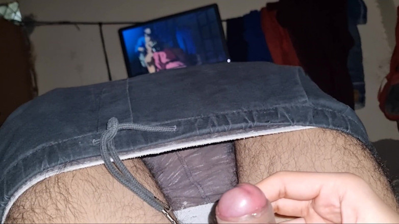 Dupdufyryrufggyu: La zia fa impazzire la mia figa e il mio...