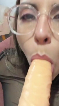Tiefer Blowjob Einer Sehr Notgeilen Schwangeren Frau