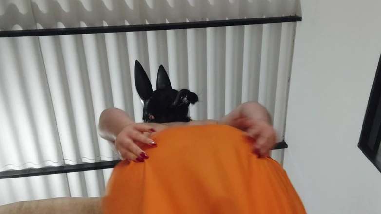 Placer Amateur: J’appelle ma demi-sœur pour lui parler et je la baise...