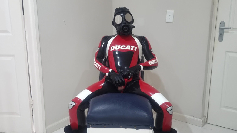 Athos: Ducati Latexová sekvence ovládání dronem