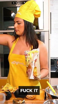 Naughty Influencers Spotted Without Panties and with Their Breasts Out at the Market!