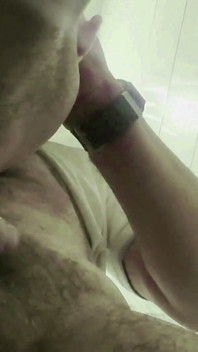 사장님의 정액이 카메라를 가득 채웠다: 사무실 화장실에서였다