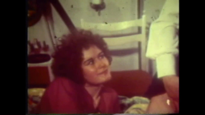 Vintage Megastore Full hd: Le troie si leccano a vicenda