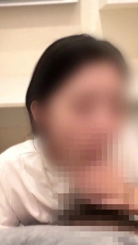 [Sex între o asistentă medicală și un pacient într-o cameră de spital] Nu ți-ar plăcea să faci ceva care să se simtă bine?
