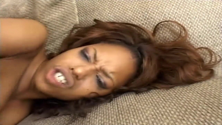 RetroTrashX: 흑인 미녀는 두 구멍 모두에서 단단합니다.