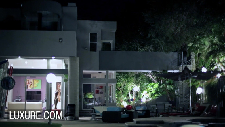 Luxure: Jessyca Wilson, Chanel Preston ve Dani Daniels ile ateşli grup...