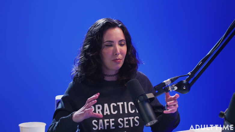 Adult Time Podcast: Casey Calvert: Tiger King Parody, Imposter Syndrome, &amp; BDSM | the Adult...