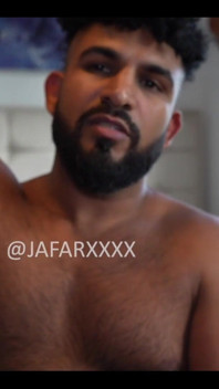 Sniff Them or Lick Them?