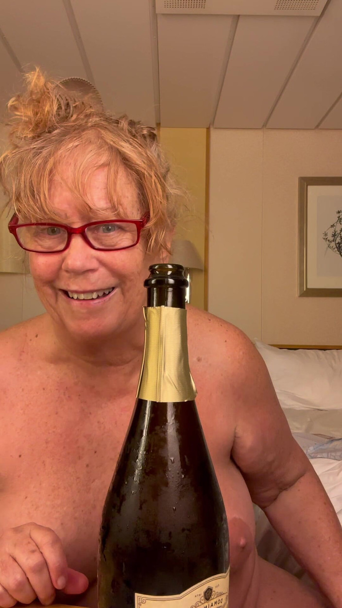 Big Ass 4 U: Babcia zawsze ma XXX smakołyki