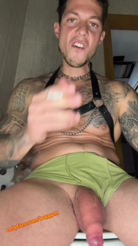 Boygym - Smoking and Big Surprise Cum with No Touch