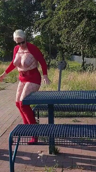 Fucked tại khu vực nghỉ ngơi trên đường cao tốc