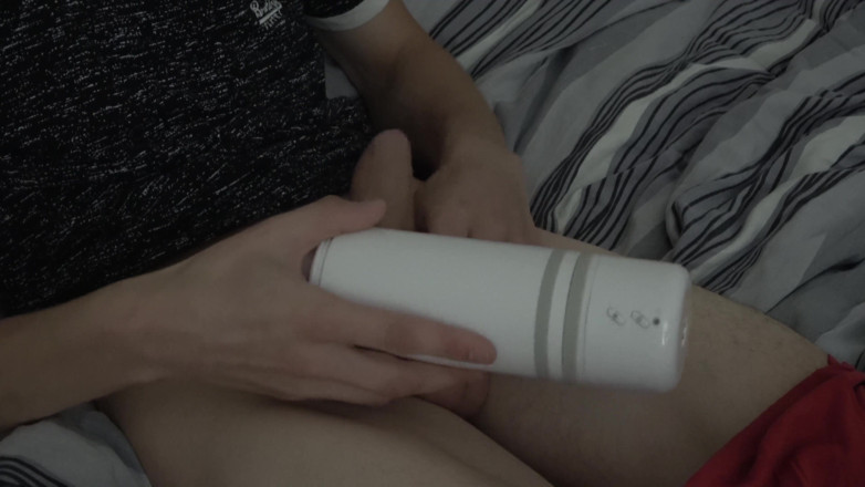 Rushteinn: Using toy for my buddy