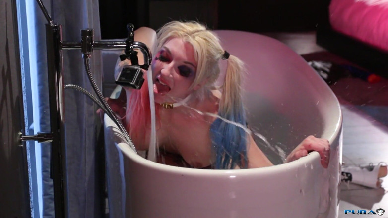 Leya Falcon: Harley Quinn Puts Showerhead in Her Ass