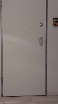 Prostě si oblékne tanga, aby šla ven!